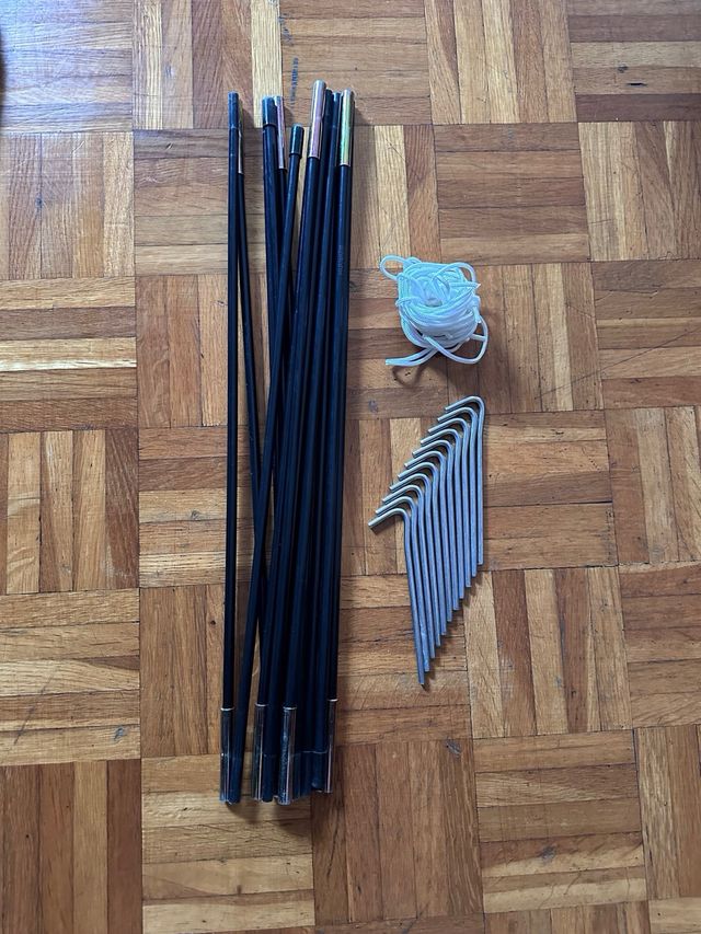 Tienda de campaña Quechua + Colchón + Sleep bag