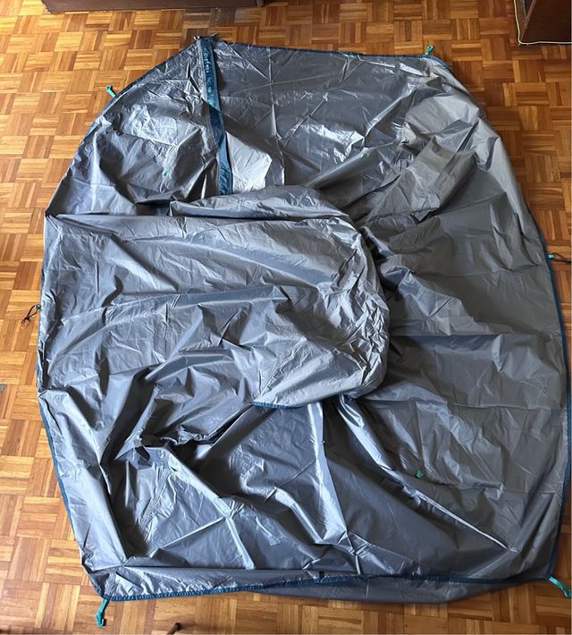 Tienda de campaña Quechua + Colchón + Sleep bag