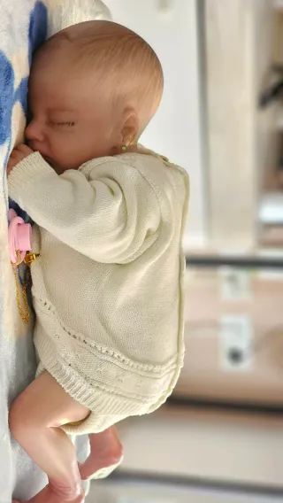 Bebé Reborn realista kit Charlotte