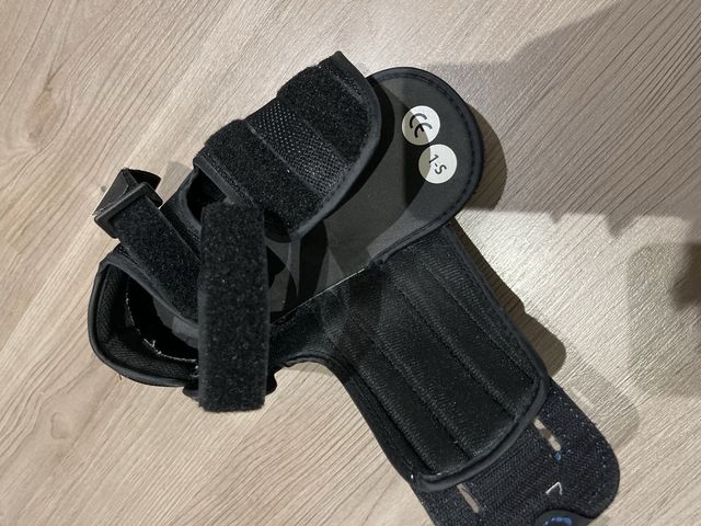 Zapato ortopédico tipo baruk. Talla 38.