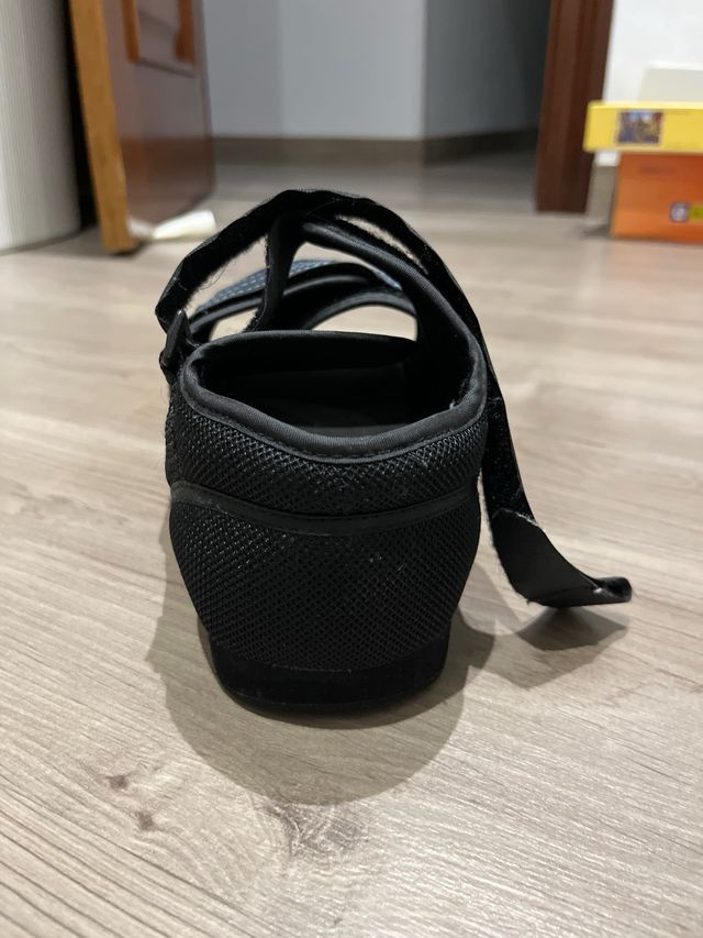 Zapato ortopédico tipo baruk. Talla 38.