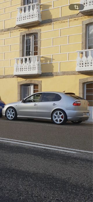 SEAT Leon 20vt 4 2003