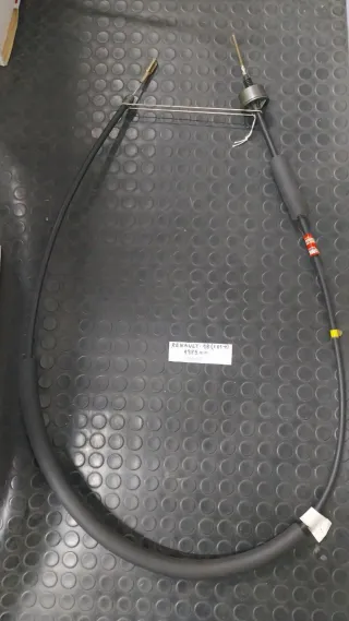 Lote de cables de embrague para coches clásicos.