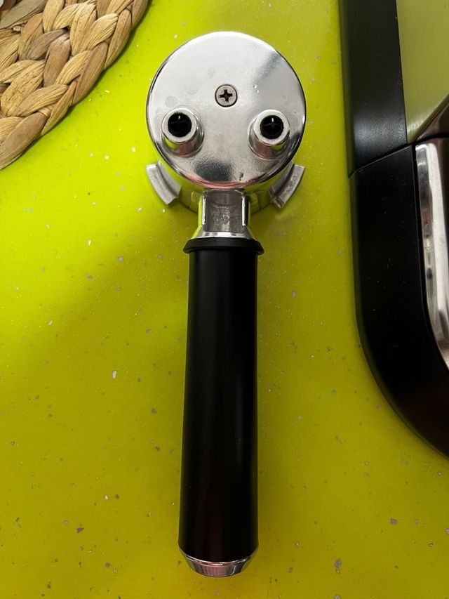 Cafetera DeLonghi Dedica