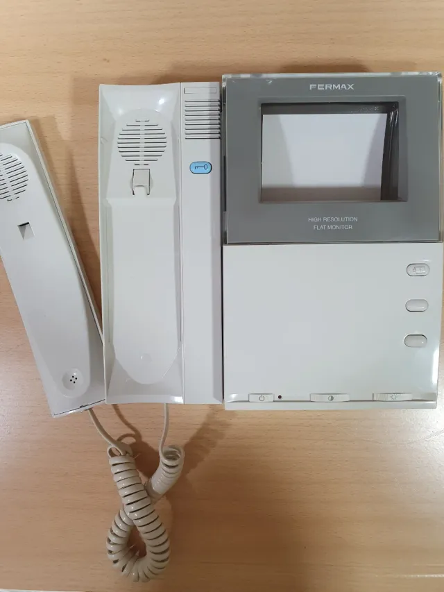 TELEFONILLO FERMAX CON CAMARA