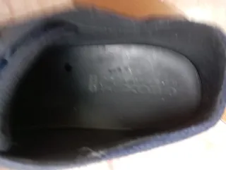 Zapatos de piel de Pedro Millalles tacón medio