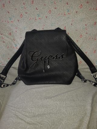 Mochila Guess Negra