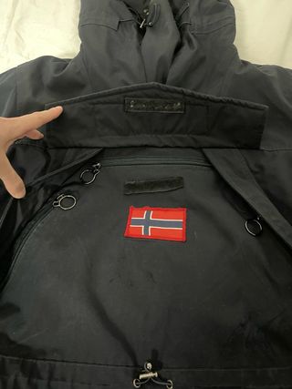 Chaqueta Napapijri Azul y Roja