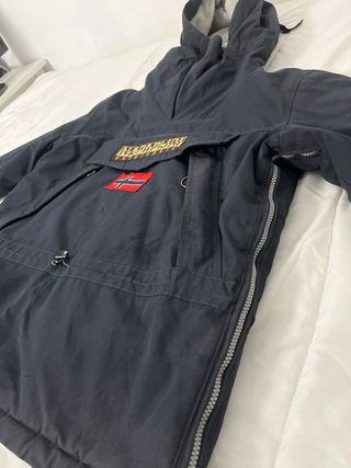 Chaqueta Napapijri Azul y Roja