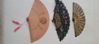 Lote 3 abanicos decorados
