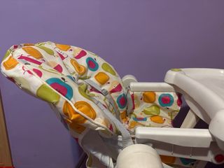 Trona para bebé con estampado de frutas