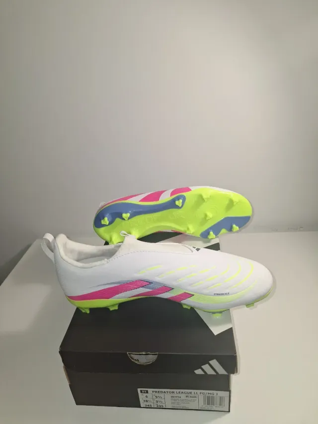 Botas de fútbol Adidas Predator Talla 38/39 Nuevas