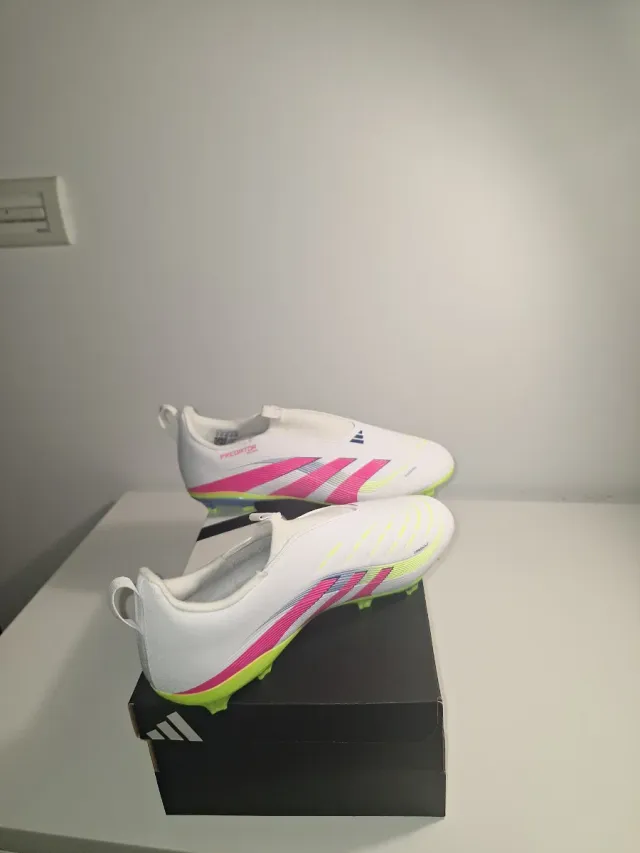Botas de fútbol Adidas Predator Talla 38/39 Nuevas