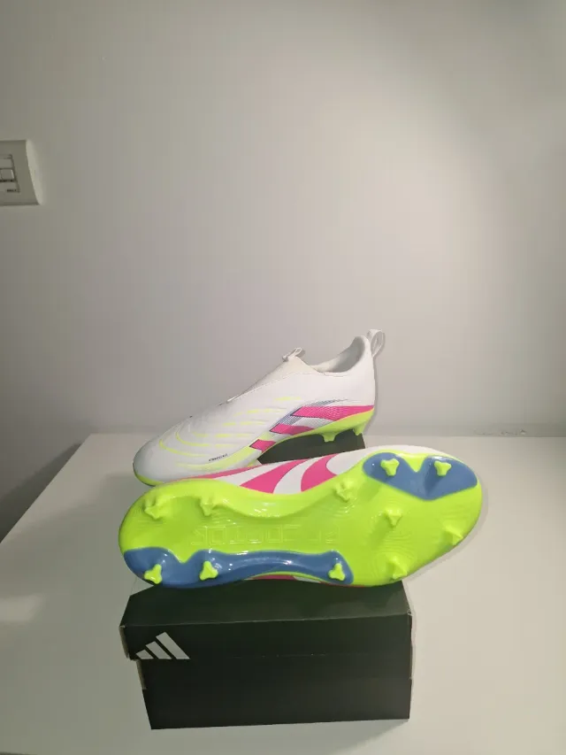 Botas de fútbol Adidas Predator Talla 38/39 Nuevas