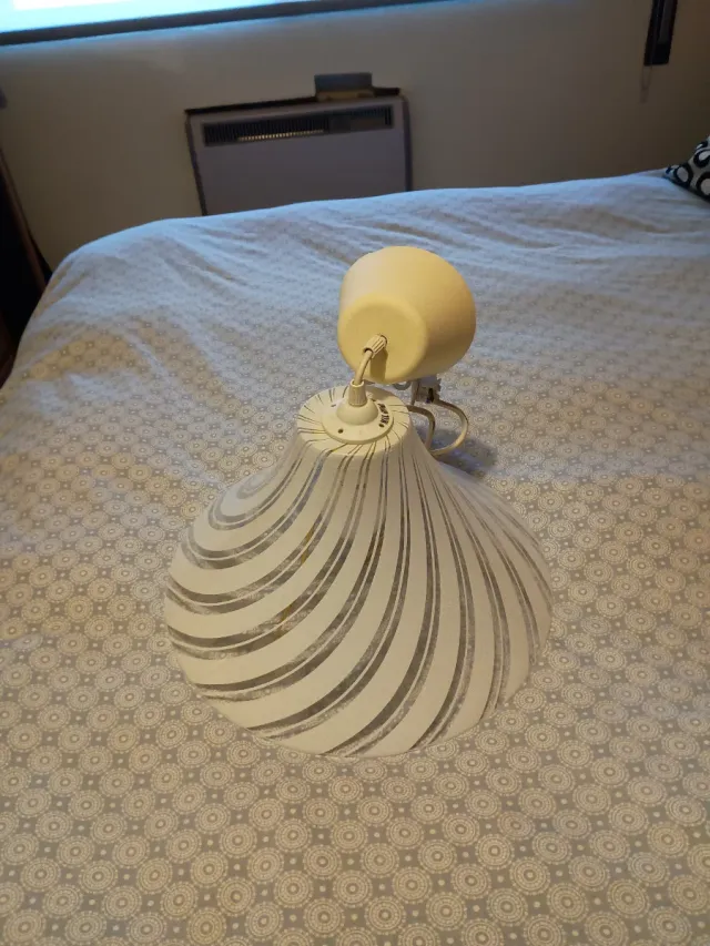 Lámpara de techo cristal y plástico