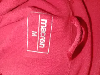 Training Drill Top Macron Roja. (Fútbol) Estilo Bl