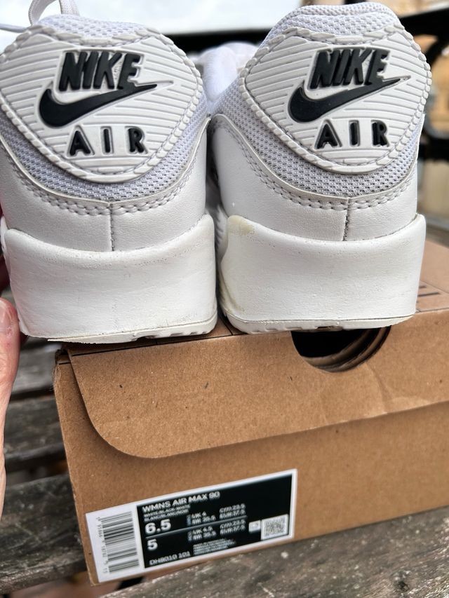 Nike Air Max 90 Mujer Gris y Blanco