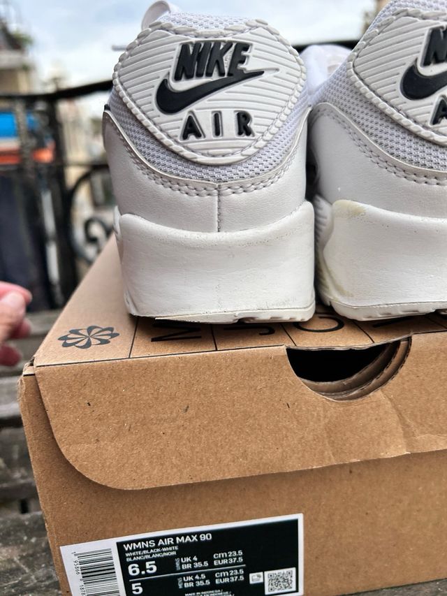 Nike Air Max 90 Mujer Gris y Blanco