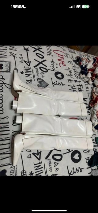 Stivali bianchi con tacco