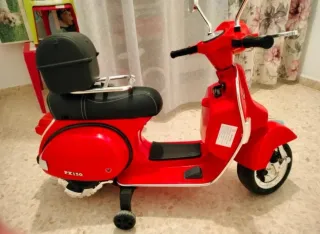Vespa Roja Nueva