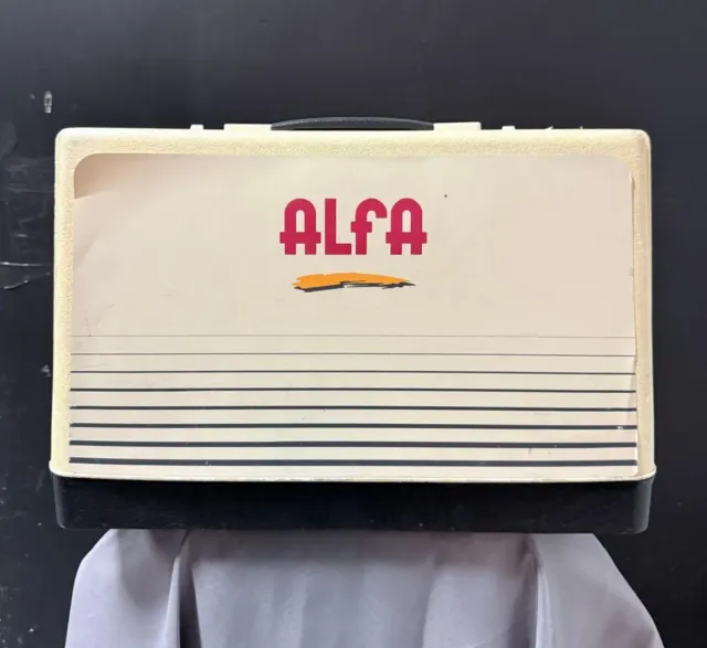 Máquina de coser Alfa 4242