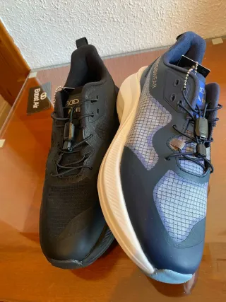 Zapatillas Nuevas en Herencia