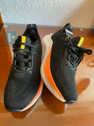 Zapatillas Nuevas en Herencia