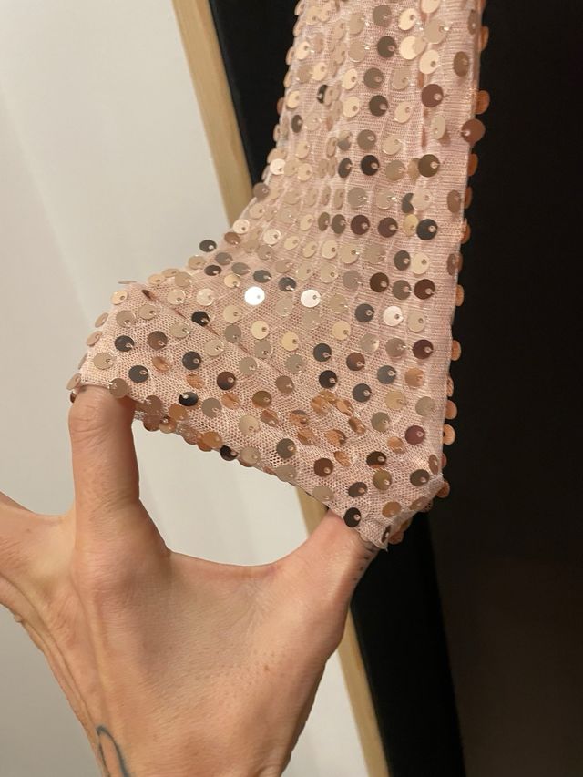 Vestido longo lantejoulas cruzado dourado/rosa