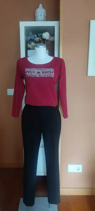 Traje de chaqueta y pantalón negro