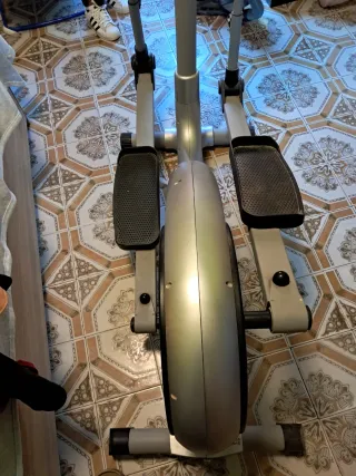 Bicicleta Elíptica VE 630 Maxi