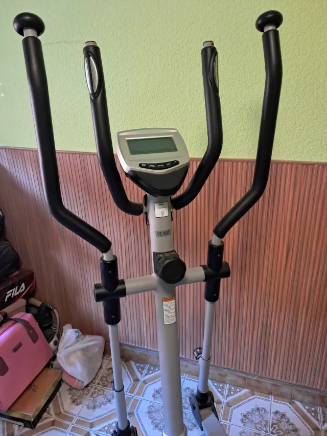 Bicicleta Elíptica VE 630 Maxi