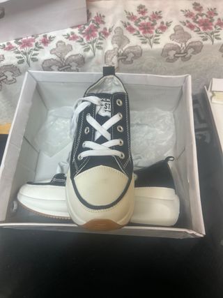 Converse plataforma negras y blancas