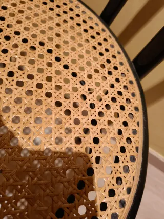 Tre sedie in stile Thonet in legno e rattan