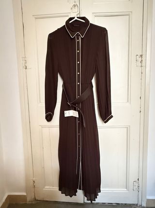 Viral! Vestido plisado Zara marrón XS