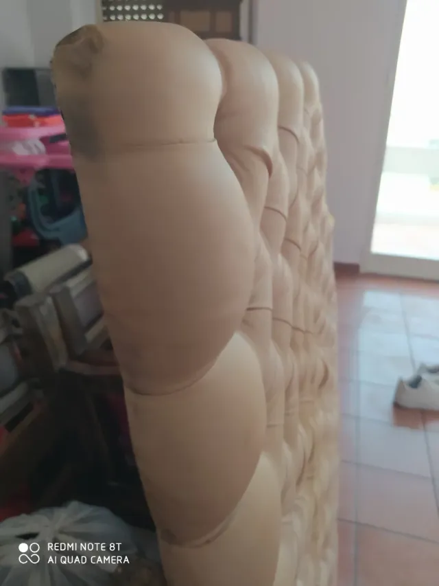 Cabecero tapizado beige , leer anuncio, cama de 90