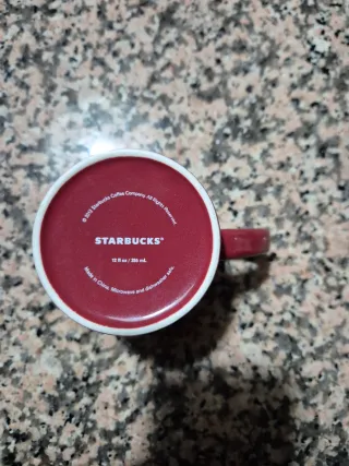 Tazza Starbucks Rossa Stelle