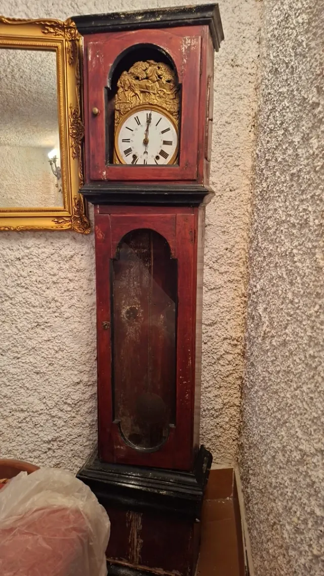 Reloj de pie antiguo para piezas