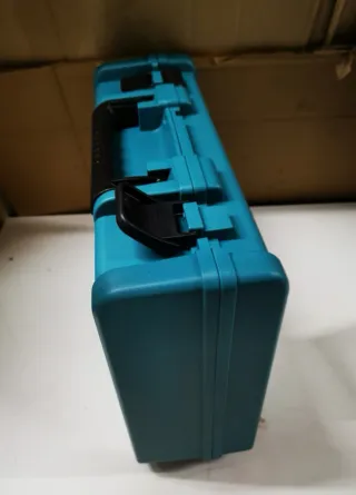 Maletín /caja /maleta Makita para taladro 18V