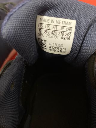 Zapatillas Adidas Azul Marino y Blanco