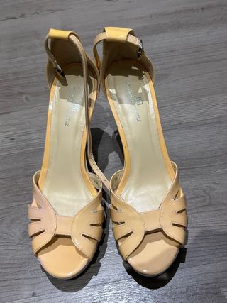 Zapatos de tacón Gloria Ortiz Talla 38