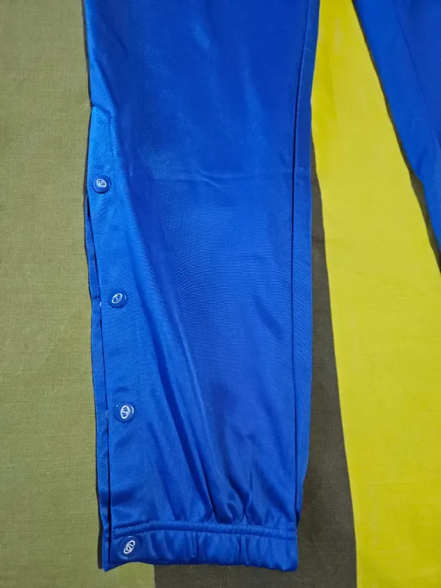 Chándal y equipacion de baloncesto Spalding