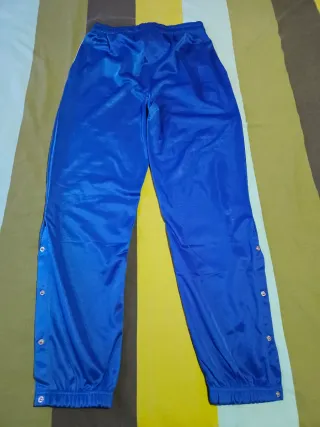 Chándal y equipacion de baloncesto Spalding