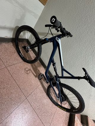 Bicicleta Enduro YT Jeffsy Azul