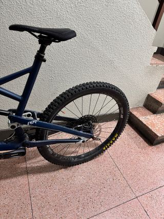 Bicicleta Enduro YT Jeffsy Azul