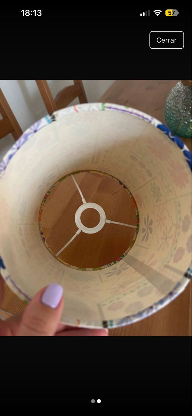 Tulipa de tela con flores