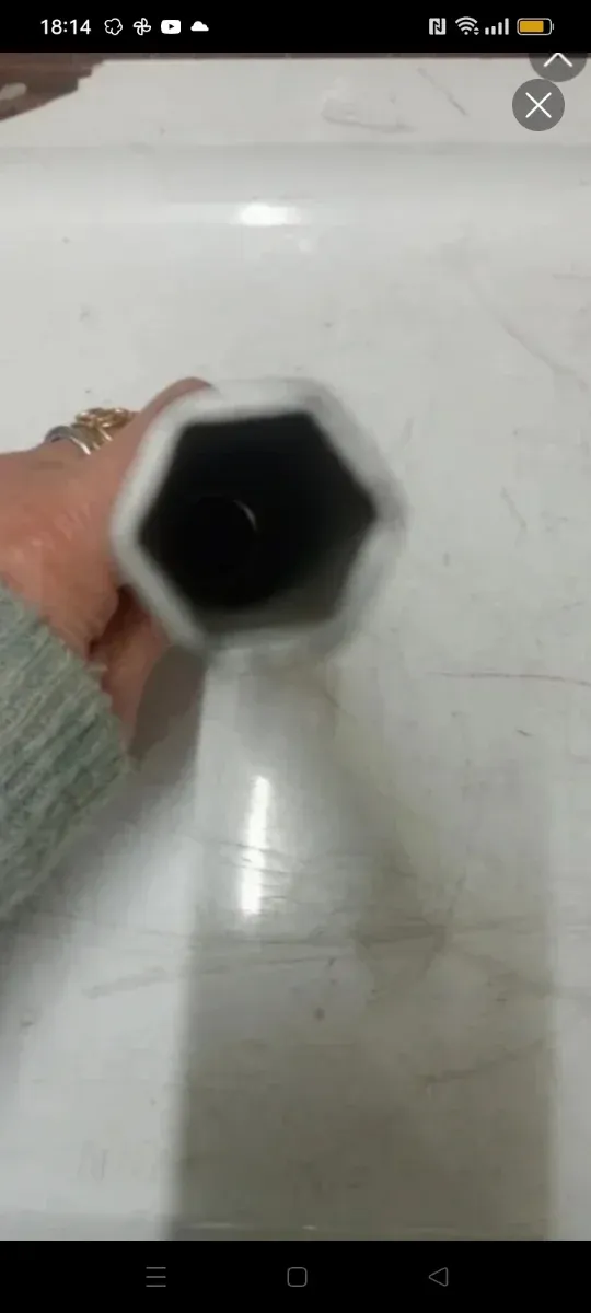 Llave de tuvo de catorce mm