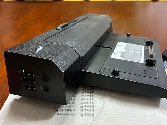 Base de conexión Dell