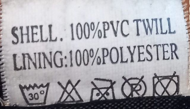 CHAQUETA DE POLIÉSTER