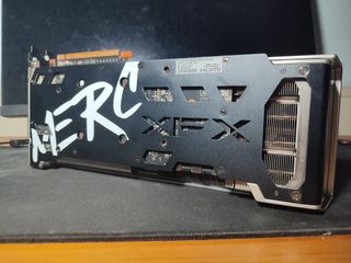 Tarjeta Gráfica XFX RX 6700 XT 12GB + fuente