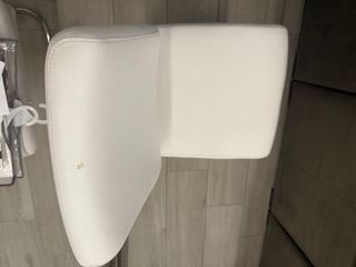 Mesa cristal diseño y 4 sillas piel